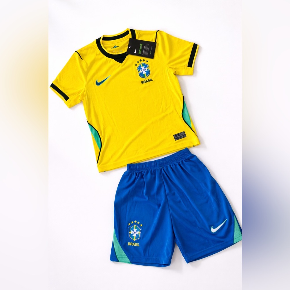 New 2026 Brazil World Cup Home Kit - Kids Size 
Kit Brasil Copa do Mundo Infanti